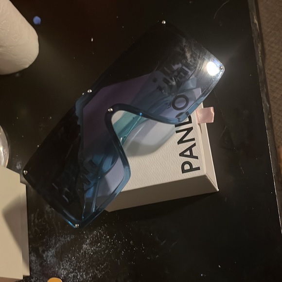 Venta de lentes para sol de caballero - Picture 2 of 2